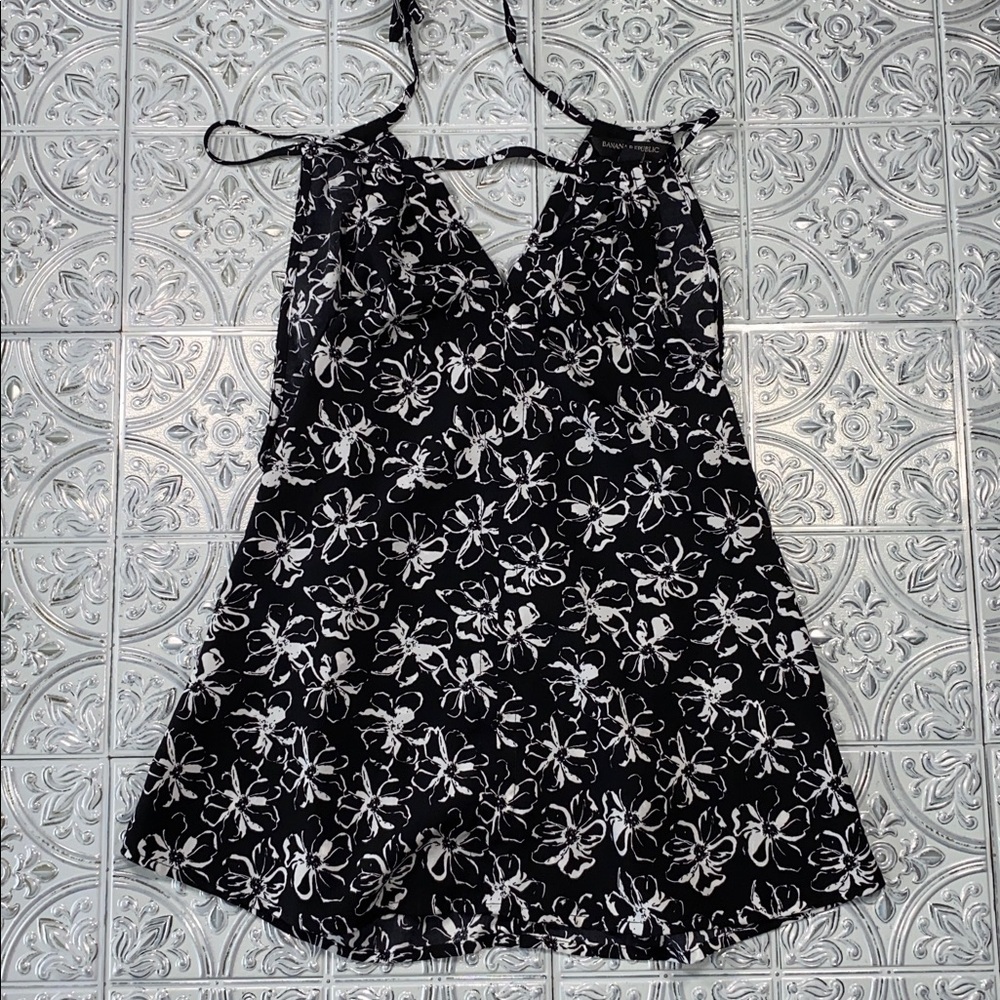 Banana Republic Black & White Floral Halter Top Tie-Back XXS